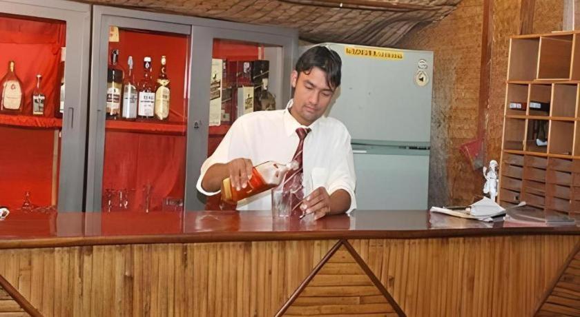 Fairmount Hotel Pokhara Bagian luar foto