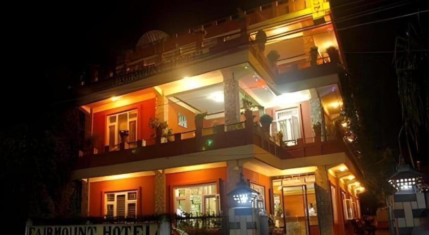Fairmount Hotel Pokhara Bagian luar foto